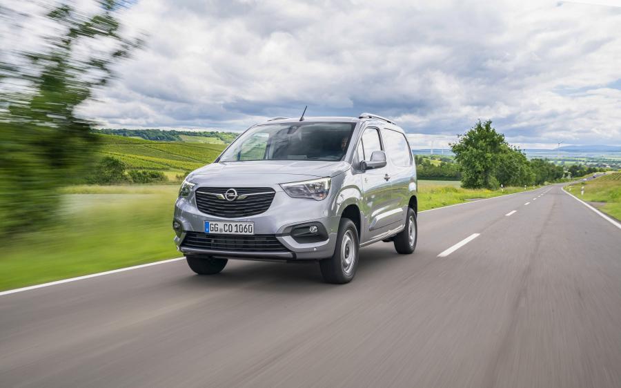  Opel Combo Cargo 4x4 2019 года  (фото 24 из 39)